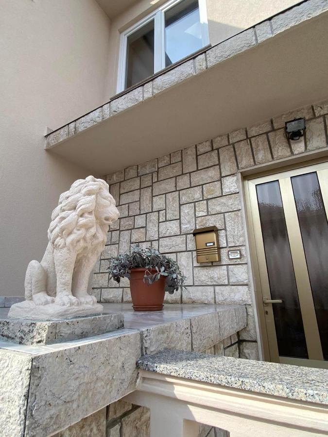 Apartman Branka Rab Town Exterior photo